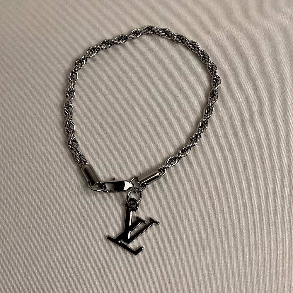 Louis Vuitton Metallic Silver Rope Chain Bracelet